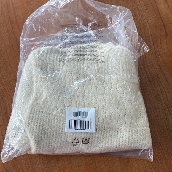 Old Navy cozy plush yarn texture knit pullover sweater nwt medium - Picture 5 of 6